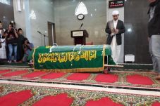 Usai Salat Jenazah,...