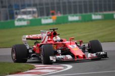 Sebastian Vettel Kuasai...