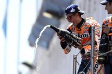 Marquez Senang Rossi-Vinales...