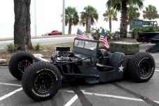 Jeep Willys 1945 Dimodifikasi...
