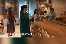 Keluarga Kabulkan Permintaan...