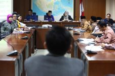 Pendidikan di Indonesia...