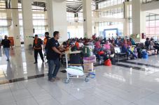 Tingkatkan Layanan Terminal,...