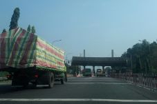 Mulai H-4 Truk Besar...
