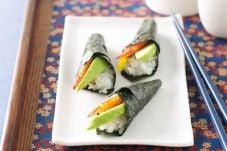 Sushi Kerucut, Kudapan...