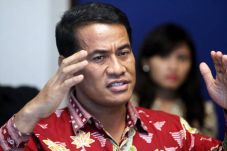 Menteri Amran Tawarkan...