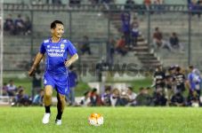 Tak Mudah Gantikan Sosok...