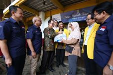 Dukung Pasar Murah Ramadan,...