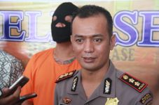Polisi Bekuk Pembunuh...