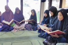 Semangatnya Ibu-Ibu...