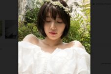 Cantiknya Suzy Bae Pakai...