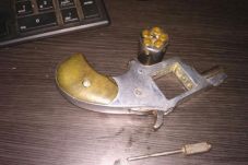 Senjata Rakitan Jangan...