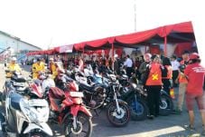 Ratusan Pemudik Tiba...