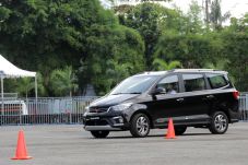Wuling Buka Kesempatan...