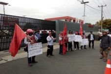 120 Sopir Tangki Pertamina...