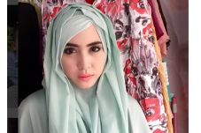April Jasmine Ingin...