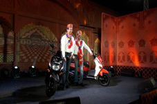 Honda Luncurkan Skutik...