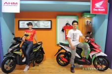 Penjualan Motor Mei...