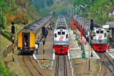 PT KAI Siapkan Kereta...