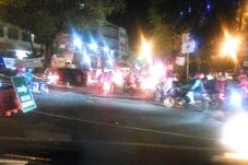 Pemudik Bermotor Menuju...