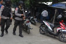 11 Hari, 538 Preman...