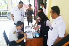 Positif Narkoba, Pilot...