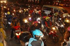 Puncak Arus Mudik, Jalur...
