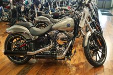 Harley-Davidson dan...