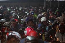 Pemudik Motor Padati...