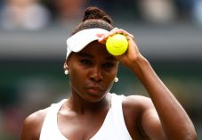 Venus Terancam Ditahan...