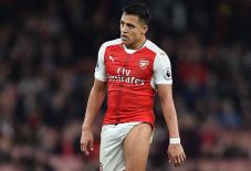 Arsenal Enggan Jual...