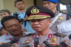 Ricuh Seleksi Calon...