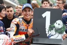 Marquez Persembahkan...