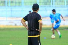 Arema Diminta Waspadai...