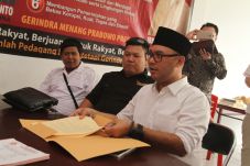 Eks Jubir Anies-Sandi...
