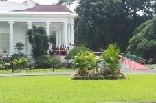 24-28 Juli, Istana Bogor...