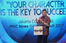 HT Tegaskan Bangun Indonesia...