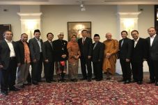 Menlu Singapura Bicara...