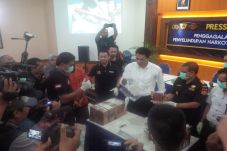 Modus Baru, Sabu dari...
