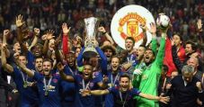 Manchester United Jadi...