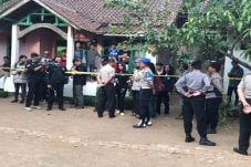 Densus Geledah Rumah...