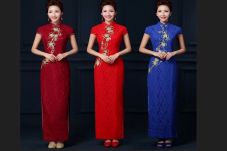 Pakai Baju Merah Bikin...