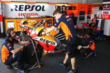 Demi Jauhi Rossi-Vinales,...