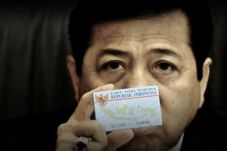 Novanto Suspect Status...