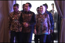 Jokowi Ingatkan Kepala...