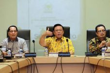 Dewan Pakar Yakin Status...