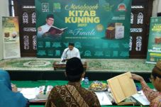 Musabaqoh Kitab Kuning,...
