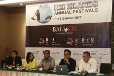MNC Travel & Pelni...