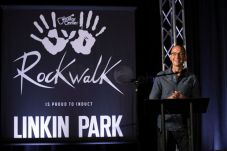 Chester Bennington,...