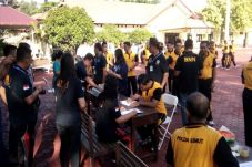 Didatangi BNNK, Ratusan...